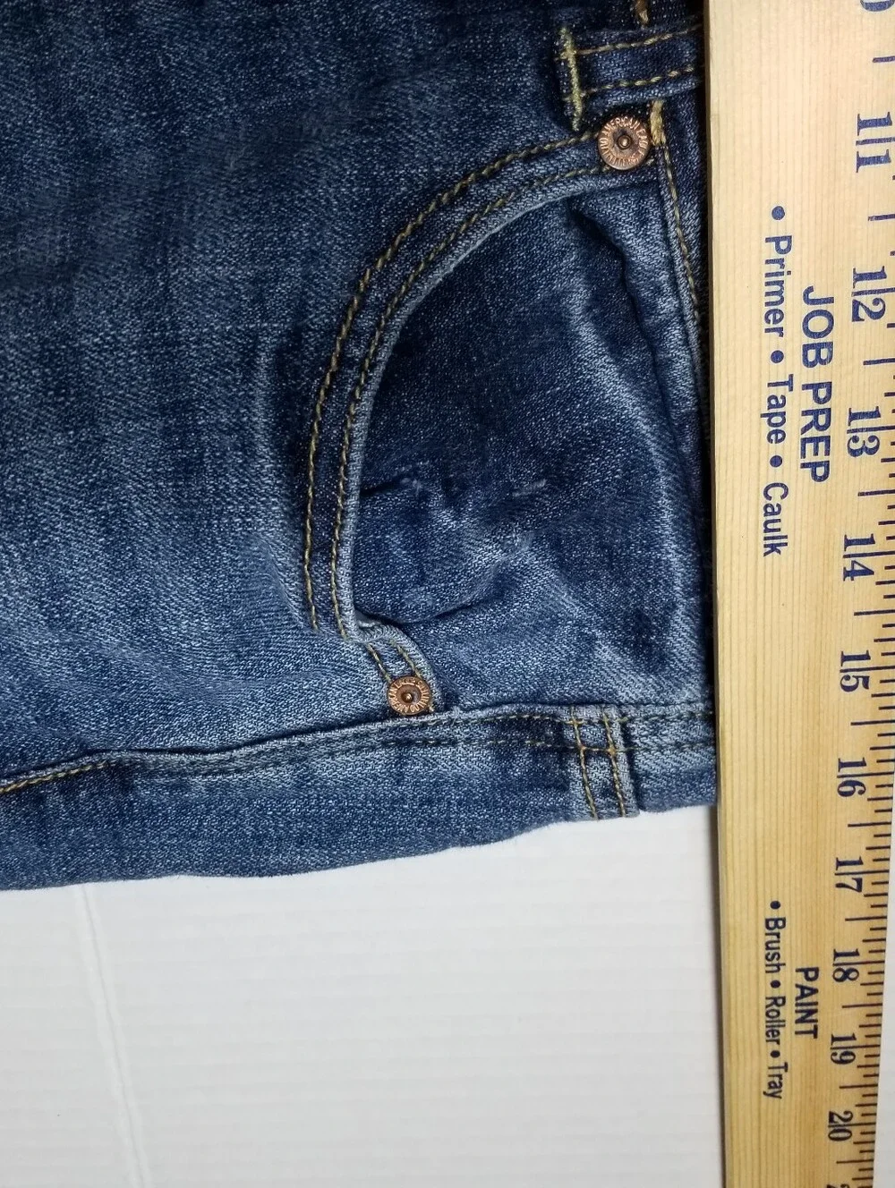 American Eagle Outfitters *american eagle